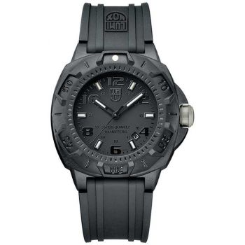 Мужские швейцарские наручные часы Luminox Land Night View 0201.BO