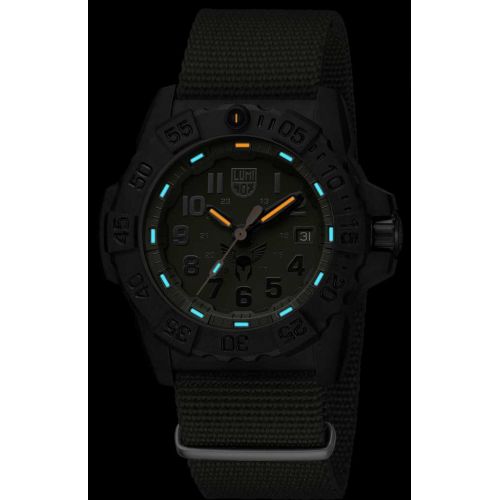 Мужские швейцарские часы Luminox 3501.BO.TV.SET