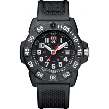 Чоловічий швейцарський годинник Luminox 3501