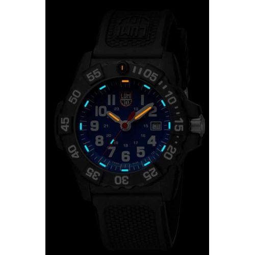 Водонепроницаемые часы с подсветкой Luminox 3503