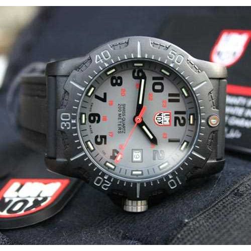 Военные часы наручные мужские Luminox 8802