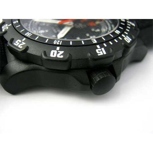 Годинник швейцарський чоловічий Luminox 8821.KM 