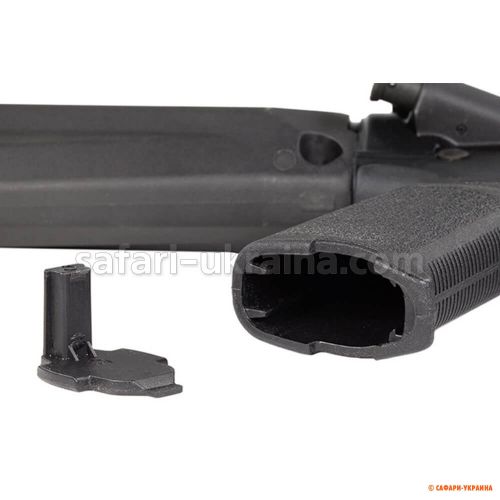 Пистолетная рукоять черная Magpul MOE Grip для AR15/M4