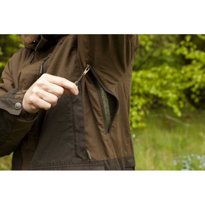Непромокаюча мисливська куртка Harkila Mountain Trek, з антимоскітною сіткою 