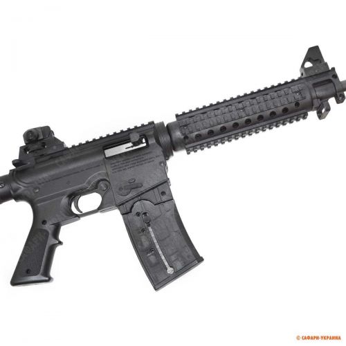 Охотничий карабин Mossberg 715T Flat Top, кал: 22LR,  ствол: 41,5 см.