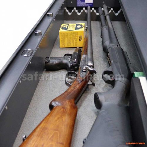 Сейф збройовий Паритет GU.135.E, на 3 рушниці, 17,5см х 135см х 51см 