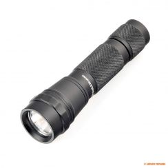 Тактичний ліхтар Smith & Wesson SW700XT, 3,2 х 3,2 х 13 см, потужність 93 люмен