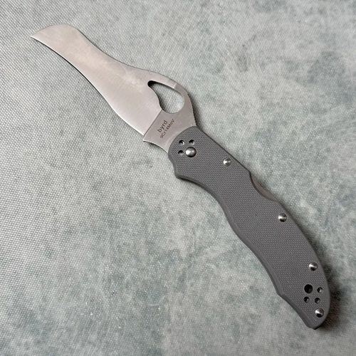 Нож Spyderco Byrd Gooney Gray