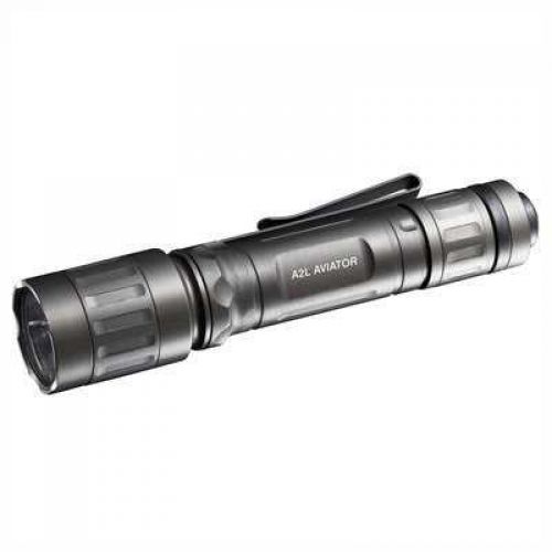 Кишеньковий ліхтар Surefire A2 Aviator, потужність 120 люмен, 13,7 х 2,9 см Кишеньковий ліхтар Surefire A2 Aviator, потужність 120 люмен, 13,7 х 2,9 см