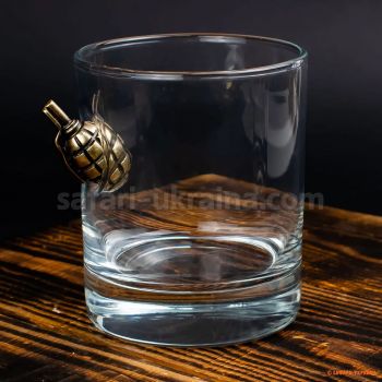 Склянка для віскі з лимонкою