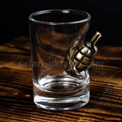 Чарка з лимонкою