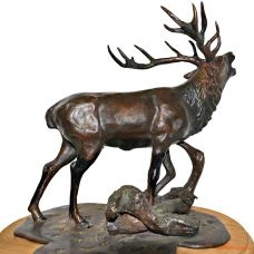 Бронзова статуетка на дерев`яній підставці Stag Bronze Statue